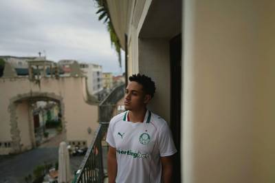palmeiras_2026_puma_away_kit_1.jpg