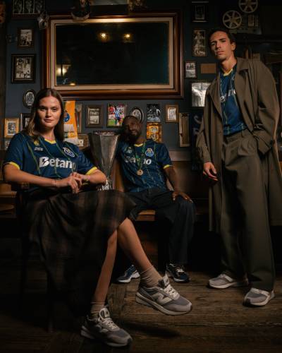 fc_porto_25_26_new_balance_fourth_kit_d.jpg