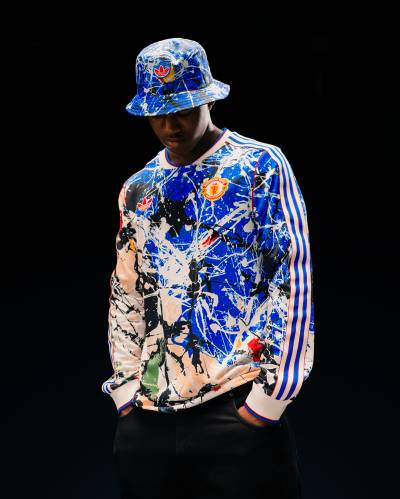 manchester_united_stone_roses_jersey_b.jpg