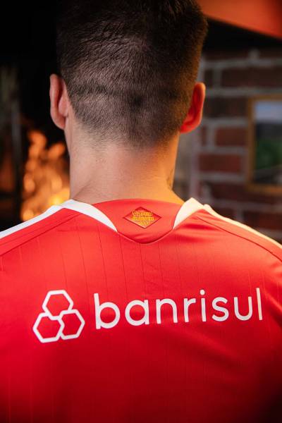 internacional_2026_adidas_home_kit_5.jpg