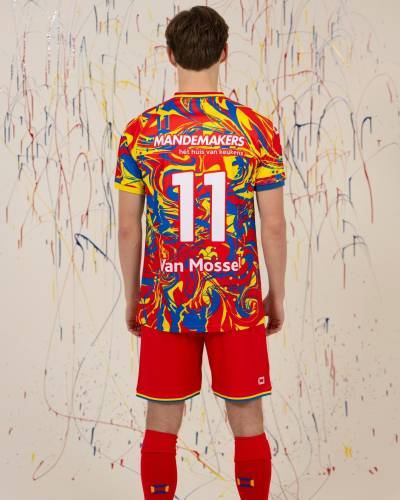 rkc_waalwijk_2026_carnival_shirt_b.jpg