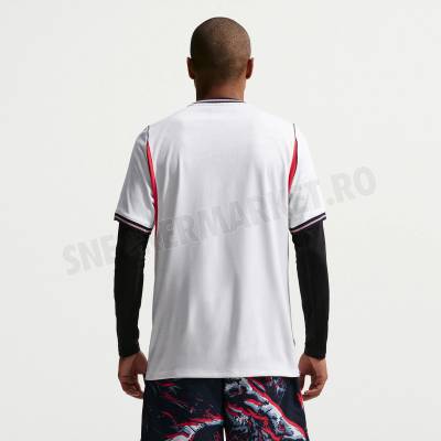 england_2026_world_cup_shirt_leaked_b.jpeg