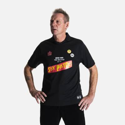 admiral_sex_pistols_football_shirt_c.jpg