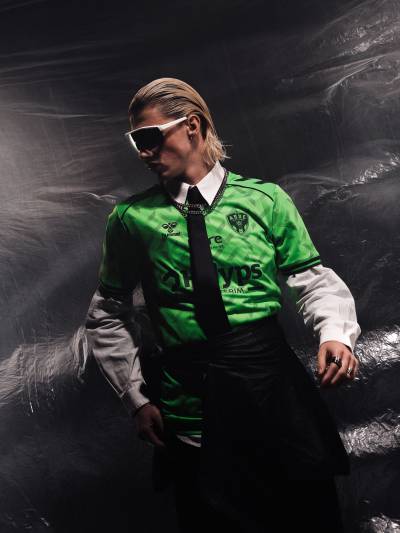 saint-etienne_25_26_hummel_fourth_kit_b.jpeg