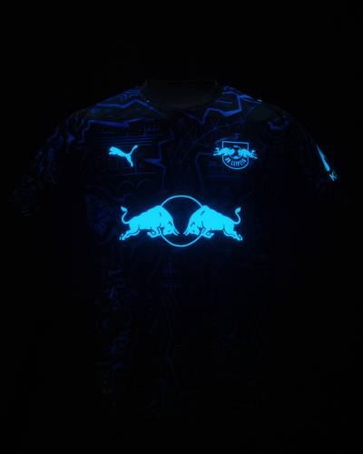 rb_leipzig_25_26_puma_fourth_glow_in_the_dark_kit_e.jpeg