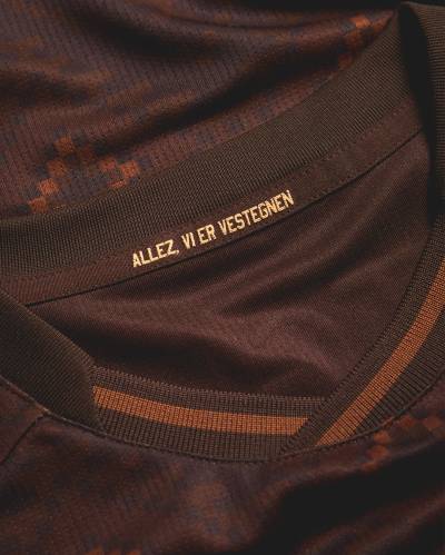 brondby_if_25_26_hummel_third_kit_e.jpg