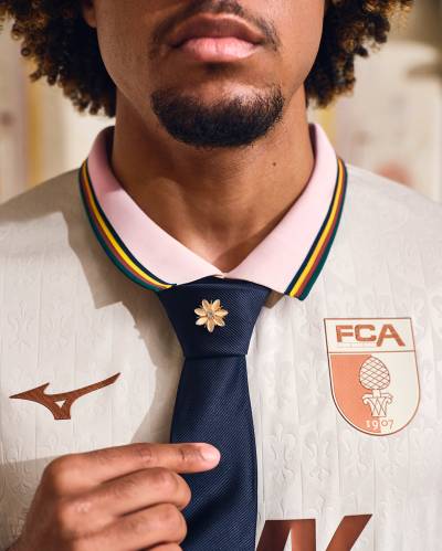augsburg_25_26_mizuno_fourth_kit_f.jpg