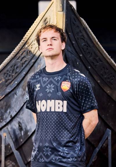ballard_fc_2026_hummel_away_kit_e2.jpg