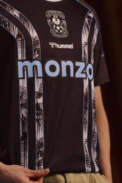 coventry_city_25:26_hummel_fourth_kit_c.jpg