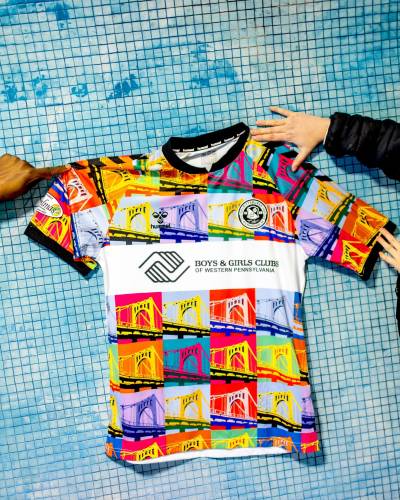 pittsburgh_riverhounds_2026_hummel_third_kit_b.jpg