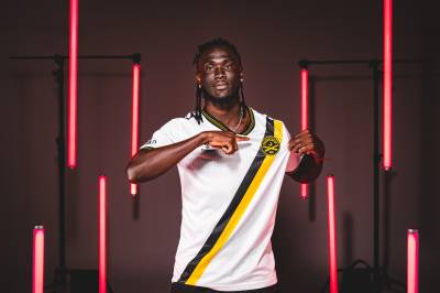 charleston_battery_2026_hummel_away_kit_a.jpg