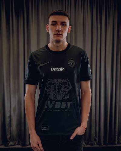 slask_wroclaw_2026_nike_special_edition_shirt_b.jpg