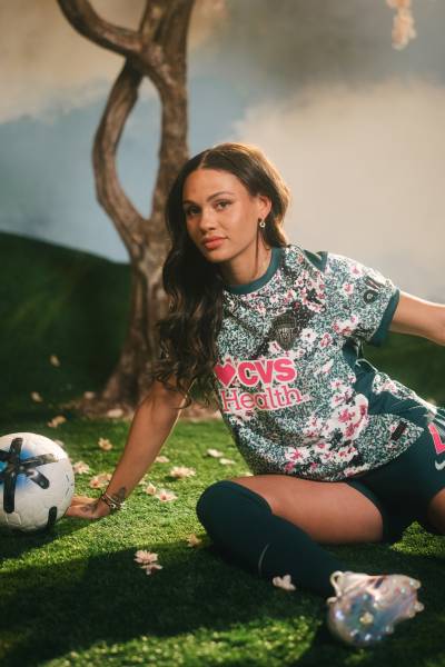 washington_spirit_2026_nike_home_kit_a.jpg