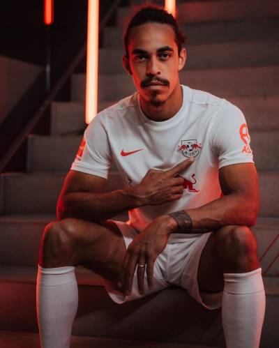 rb_leipzig_2022_2023_special_edition_on_fire_kit_5.jpg