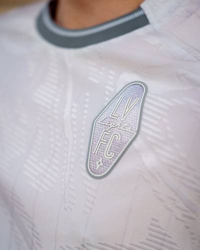 las_vegas_lights_2026_joma_away_kit_d.jpg