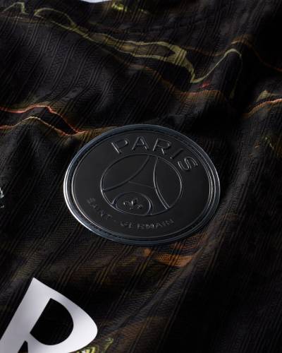 paris_saint_germain_25_26_jordan_fifth_kit_c.jpeg