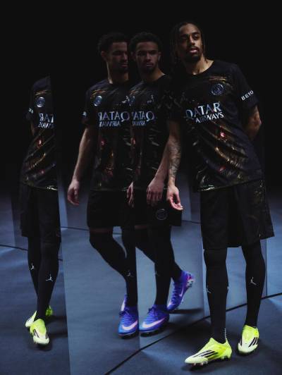 paris_saint_germain_25_26_jordan_fifth_kit_e.jpg