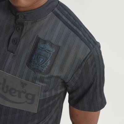 liverpool_adidas_special_95_jersey_05.jpg