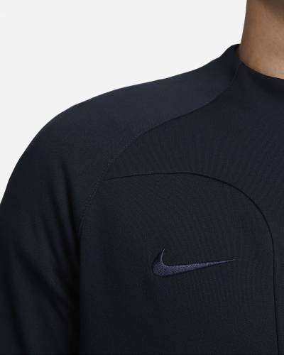 Barcelona_Academy_Pro_Anthem_Football_Jacket_Dark_Obsidian_Obsidian_5.jpeg