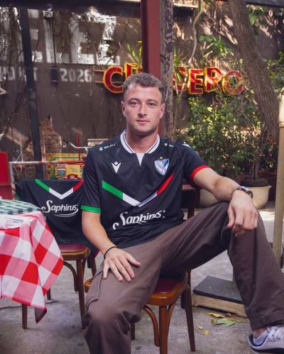 velez_sarsfield_macron_2026_third_kit_b.jpg