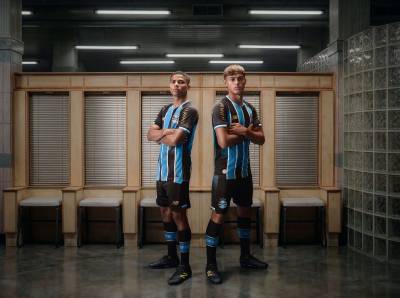 gremio_2026_new_balance_home_kit_a.jpg
