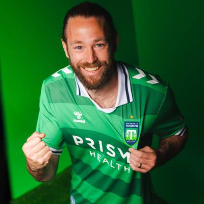 greenville_triumph_2026_hummel_home_kit_3.jpg