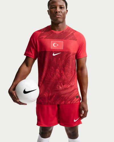 turkey_2026_nike_home_kit_1.jpeg