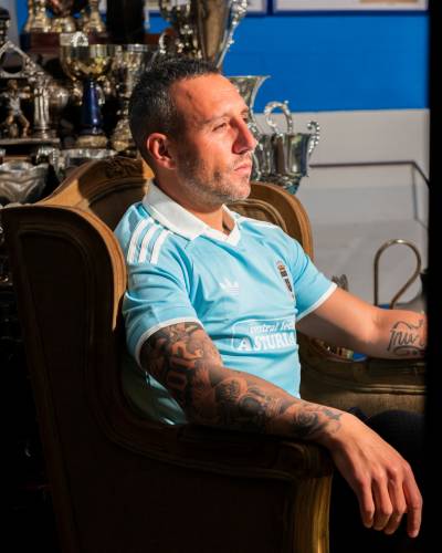 real_oviedo_100th_anniversary_shirt_f.jpg