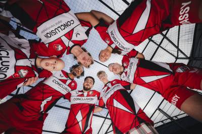 fc_utrecht_25_26_castore_fourth_kit_1.jpg