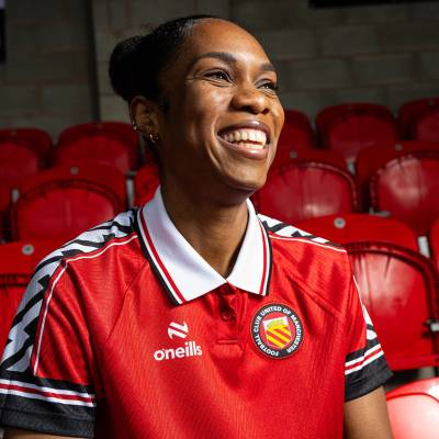fc_united_of_manchester_26_27_o_neills_home_kit_a6.jpg