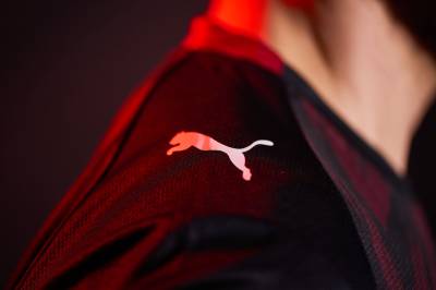 red_bull_bragantino_2026_puma_away_kit_f.jpg