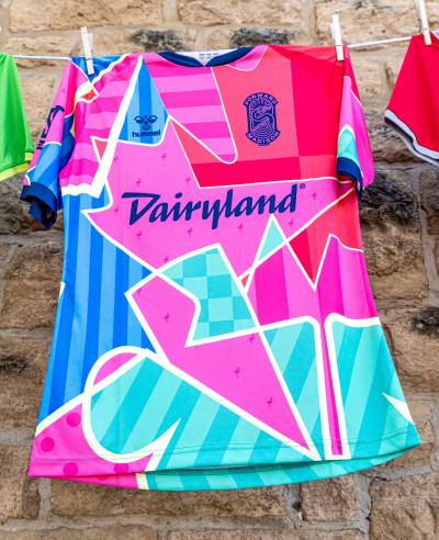 forward_madison_2026_hummel_cup_kit_b1.jpg