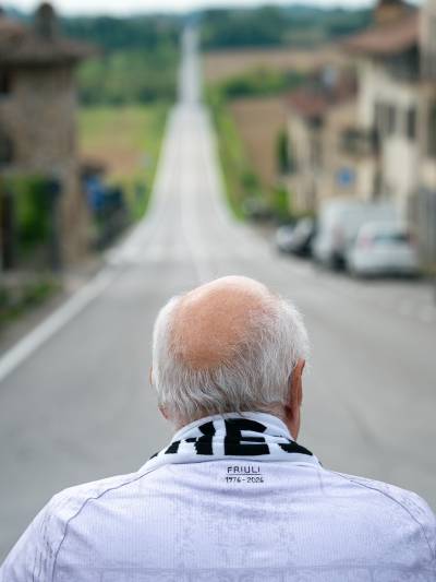 udinese_calcio_2025_26_50th_anniversary_earthquake_commemorative_match_jersey_13.jpeg