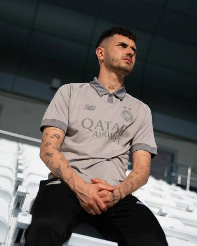 al_sadd_2026_new_balance_grey_day_shirt_b.heic