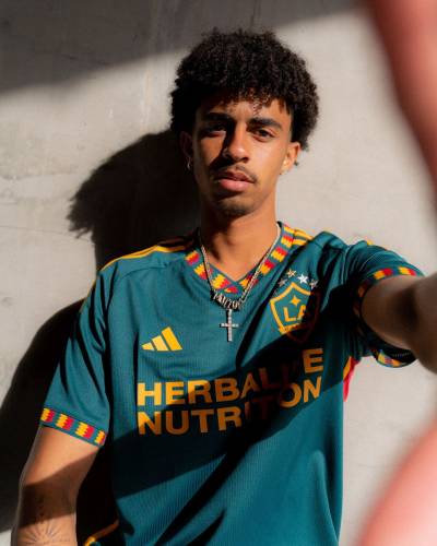 la_galaxy_2023_2024_adidas_away_kit_a.jpeg