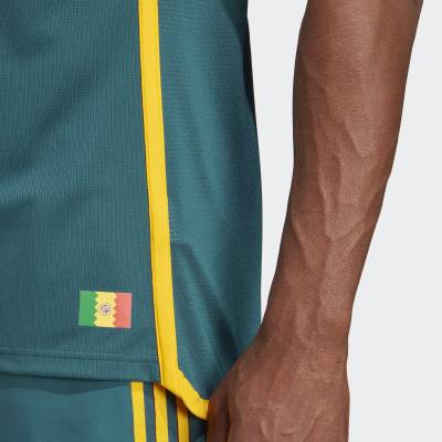 la_galaxy_2023_2024_adidas_away_kit_l.jpeg