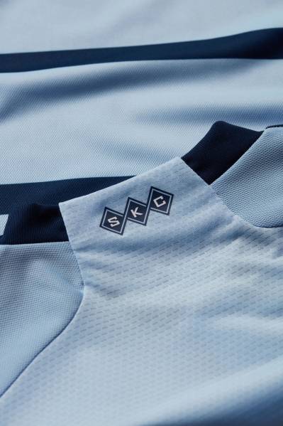 sporting_kansas_city_2023_2024_adidas_home_kit_e.jpg