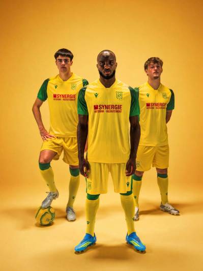 fc_nantes_26_27_macron_home_kit_a02.jpg