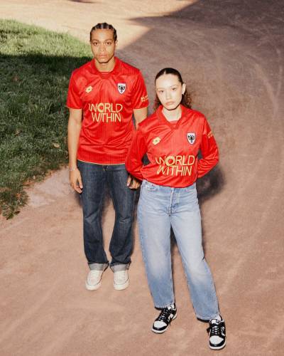 afc_wimbledon_26_27_lotto_away_kit_d.jpg
