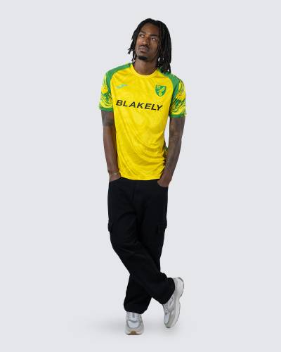 norwich_city_26_27_joma_home_kit_7.jpg