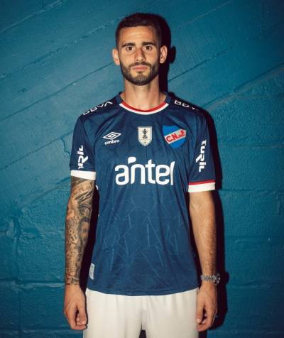 club_nacional_2023_third_kit_1.jpg