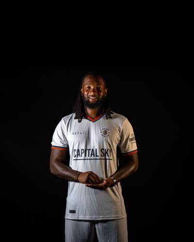 luton_town_26_27_reflo_away_kit_e2.jpg