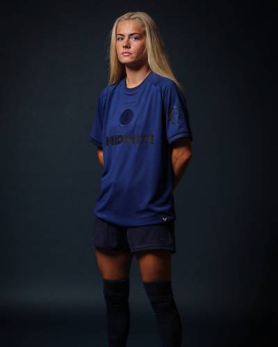 middlesbrough_26_27_castore_150_kit_d.jpeg
