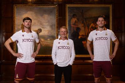 bradford_city_26_27_macron_away_kit_a06.jpg