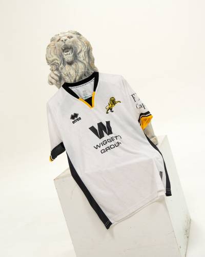 millwall_26_27_errea_away_kit_a4.jpg
