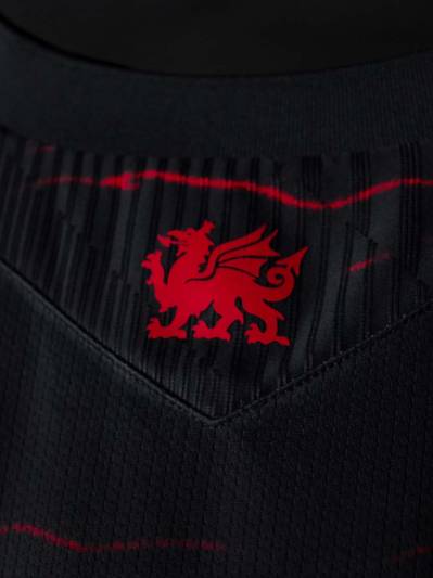 wrexham_26_27_macron_away_kit_3.jpg