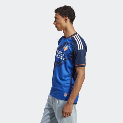 fc_cincinnati_2023_2024_adidas_home_kit_i.jpg