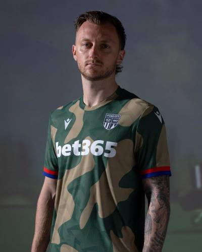 stoke_city_26_27_macron_away_kit_b.jpeg