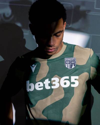 stoke_city_26_27_macron_away_kit_f.jpeg