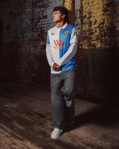 blackburn_rovers_26_27_umbro_home_kit_a.jpeg